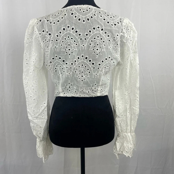 NWT FABONICS White Cotton Louisa Eyelet Tie-front Cropped Top - Picture 6 of 9